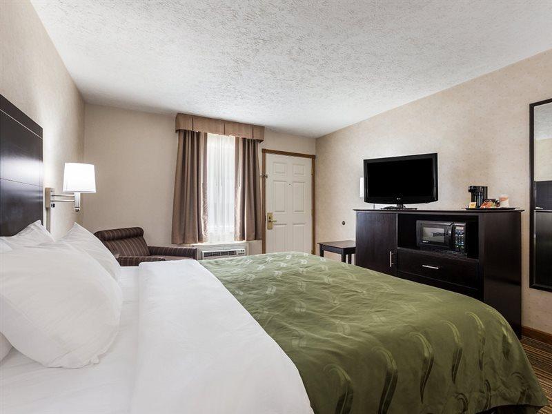 Quality Inn Traverse City Exterior foto