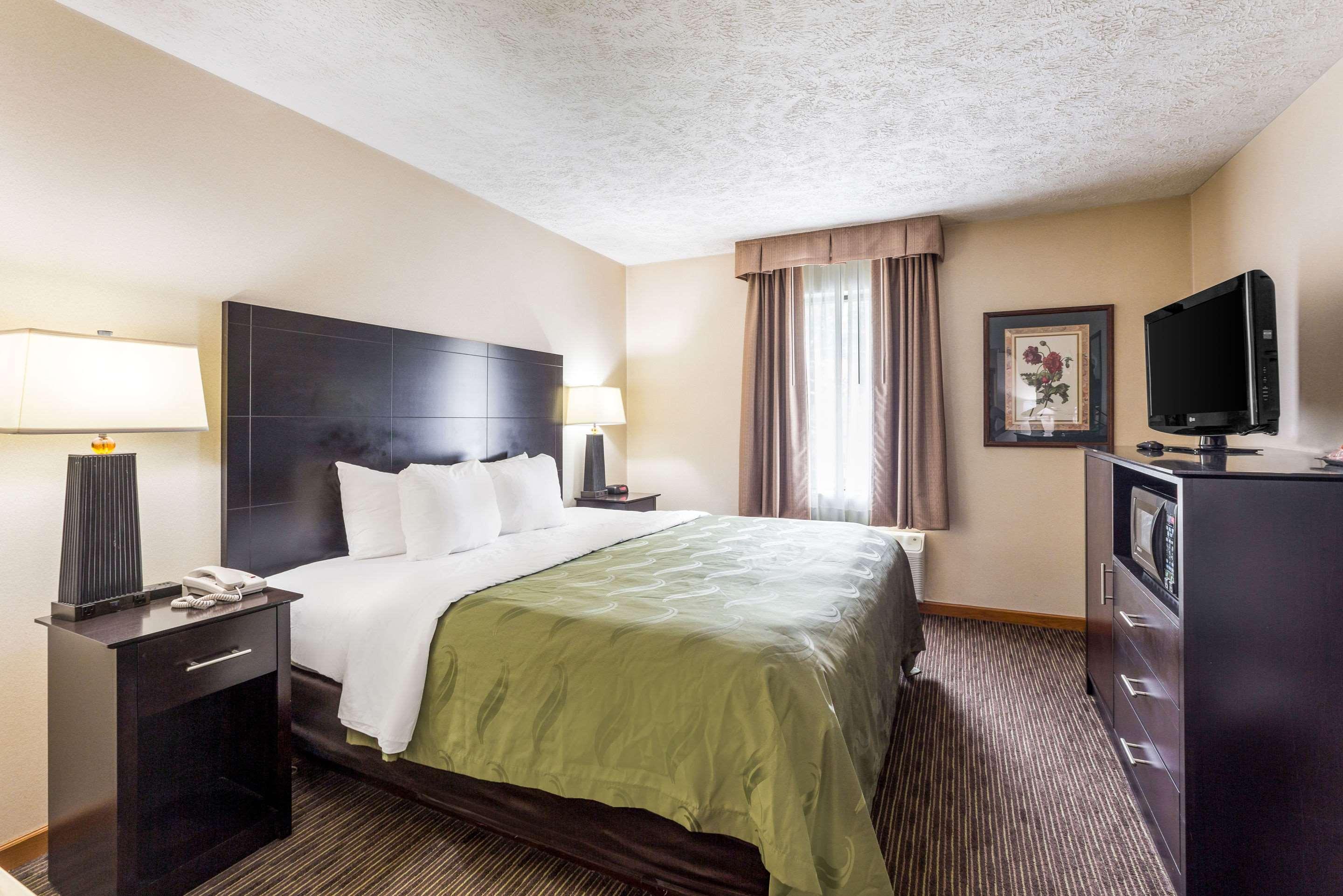 Quality Inn Traverse City Exterior foto
