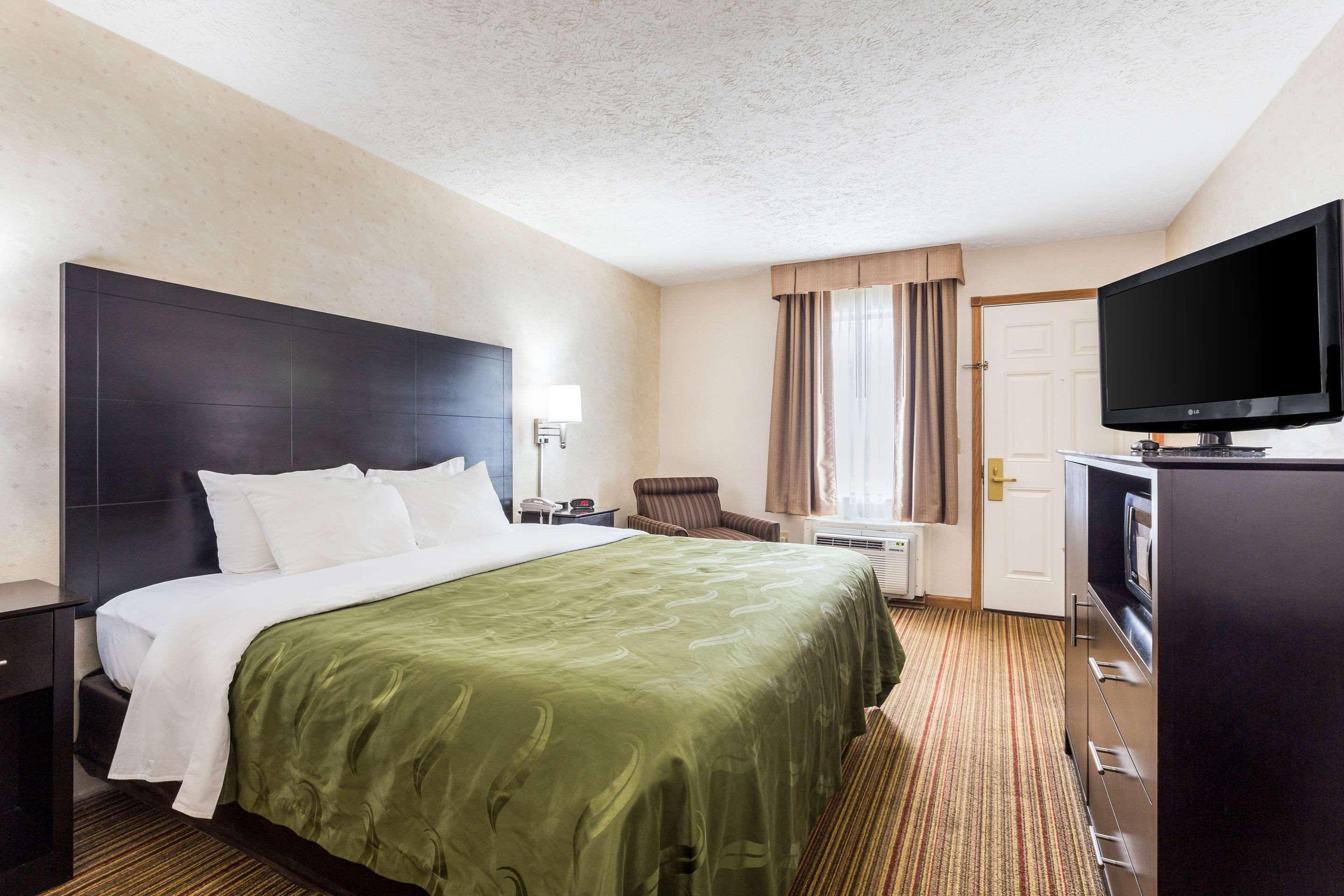 Quality Inn Traverse City Exterior foto