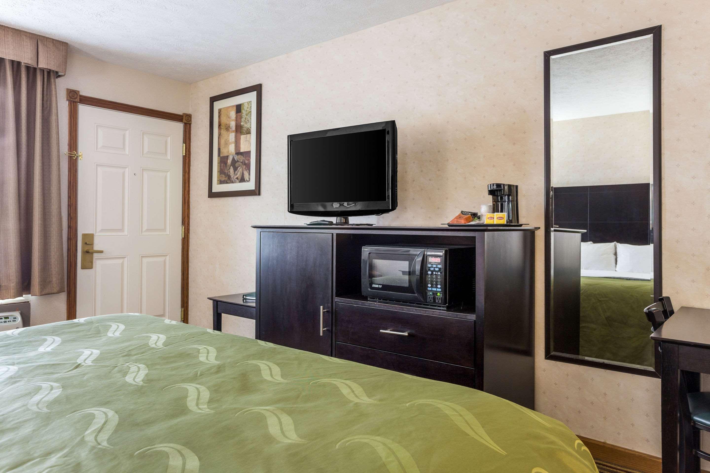 Quality Inn Traverse City Exterior foto