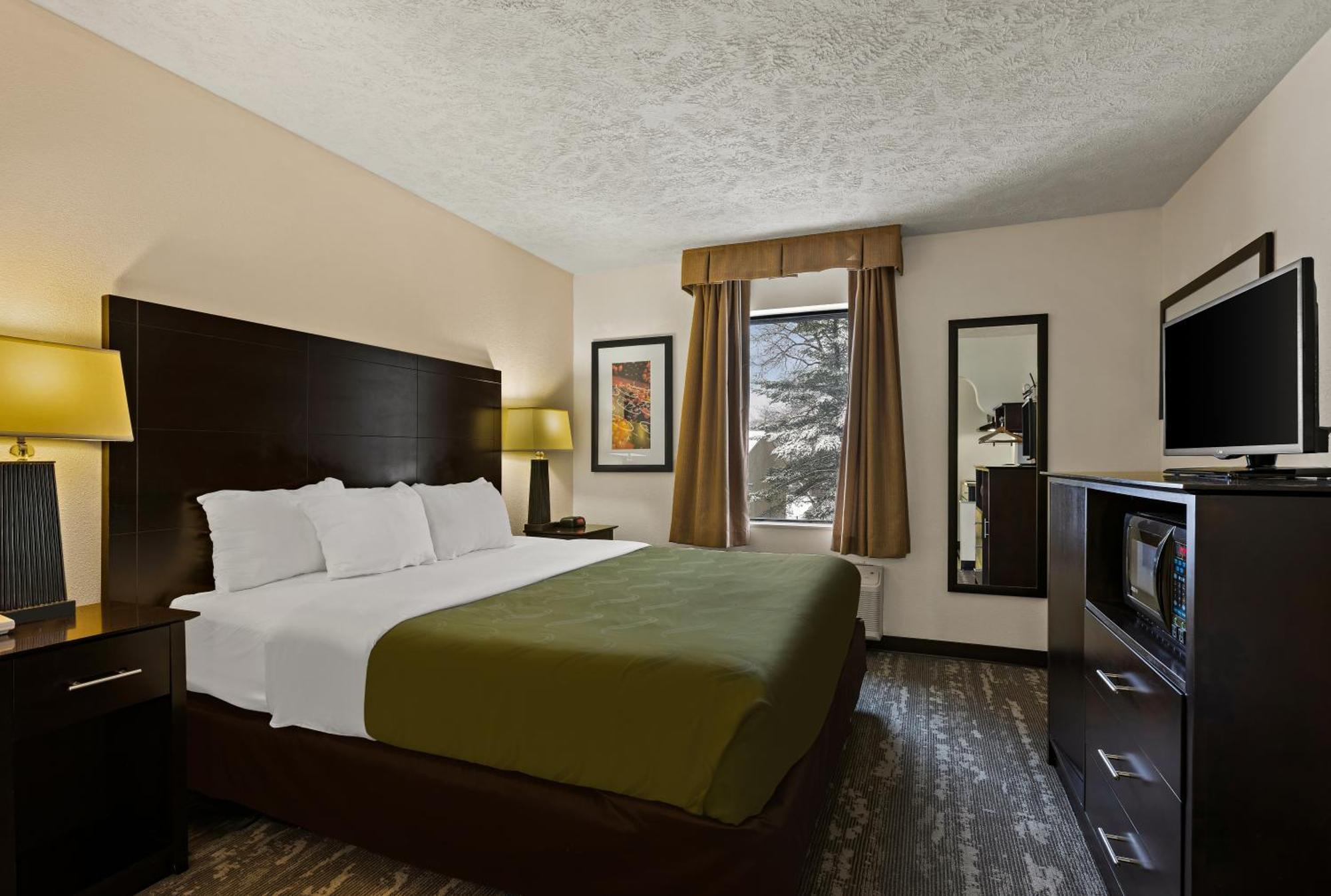 Quality Inn Traverse City Exterior foto
